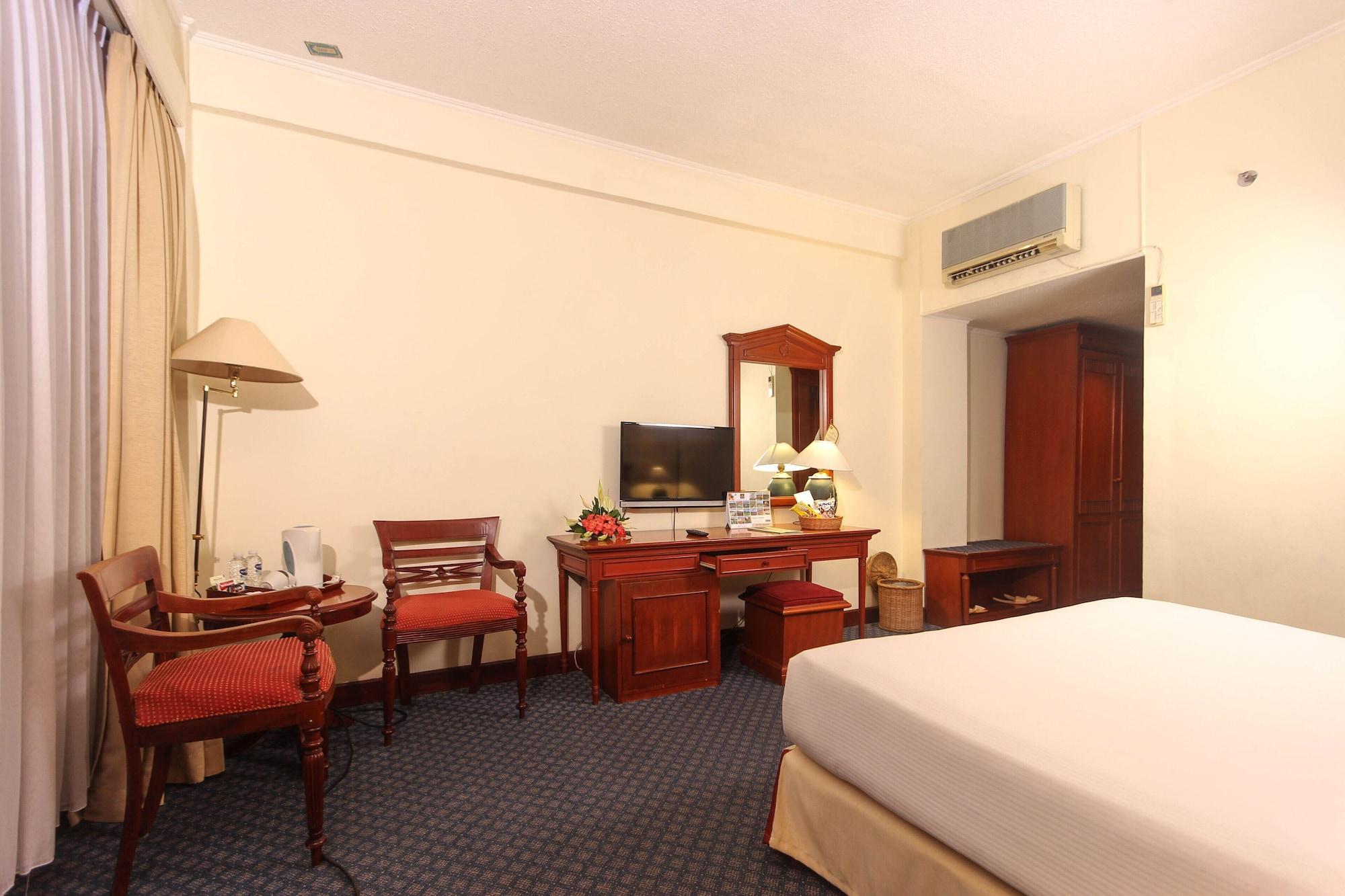 The Jayakarta Suites Bandung Exterior foto