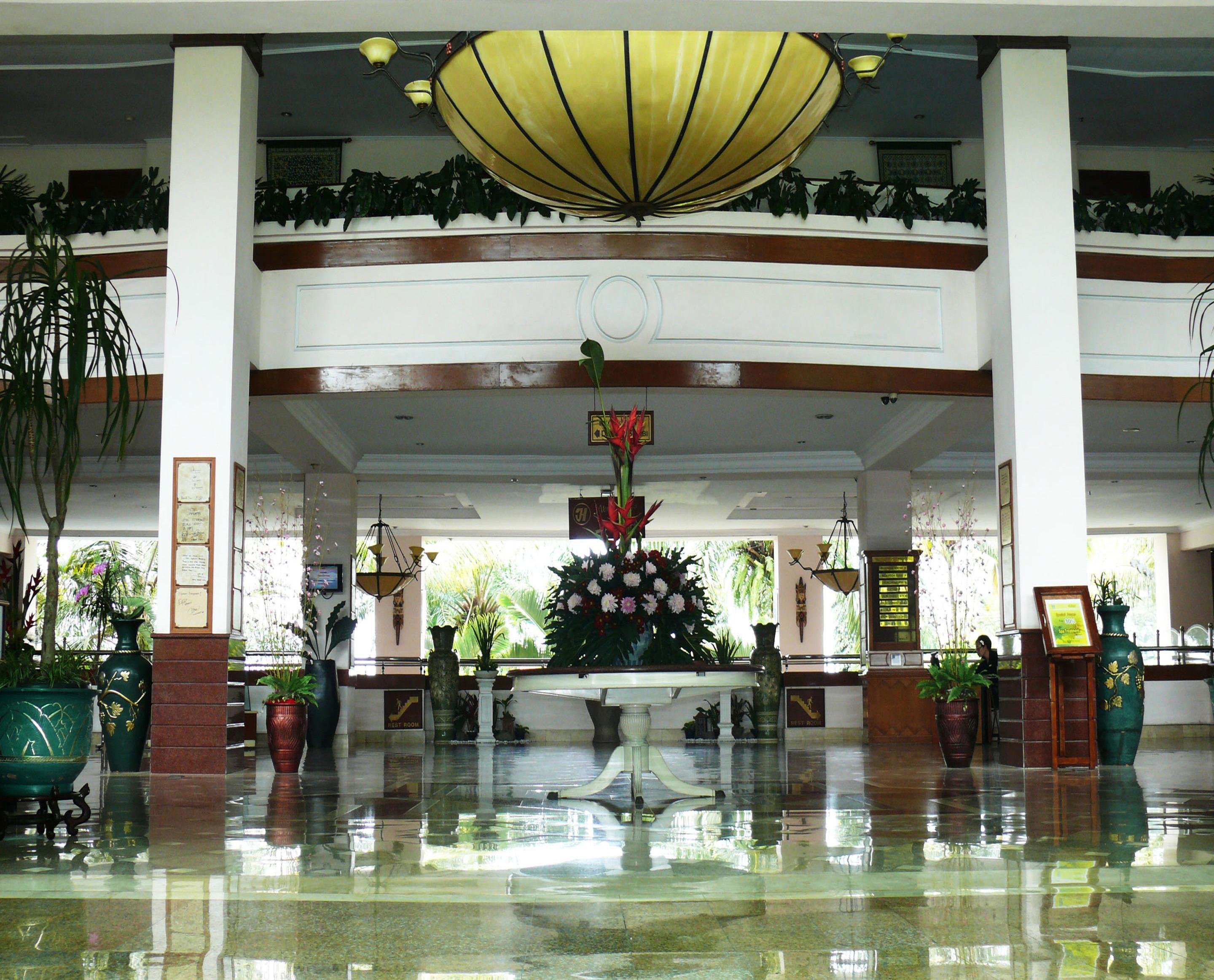The Jayakarta Suites Bandung Exterior foto