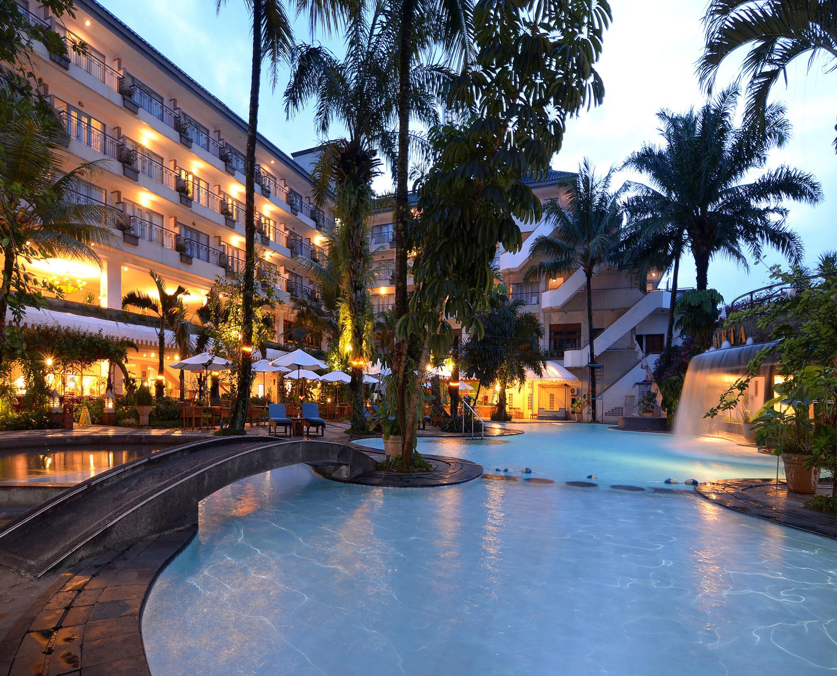 The Jayakarta Suites Bandung Exterior foto