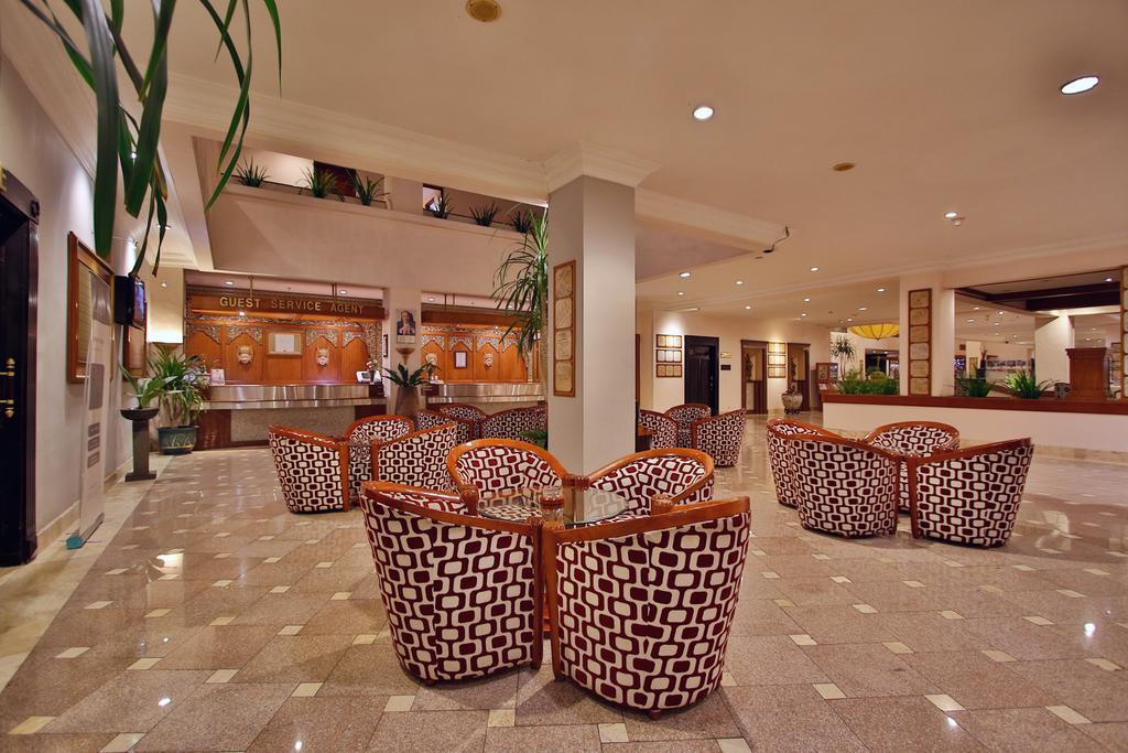 The Jayakarta Suites Bandung Exterior foto